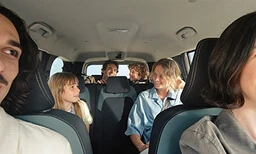 Comfortable 7-Seat Modular Design